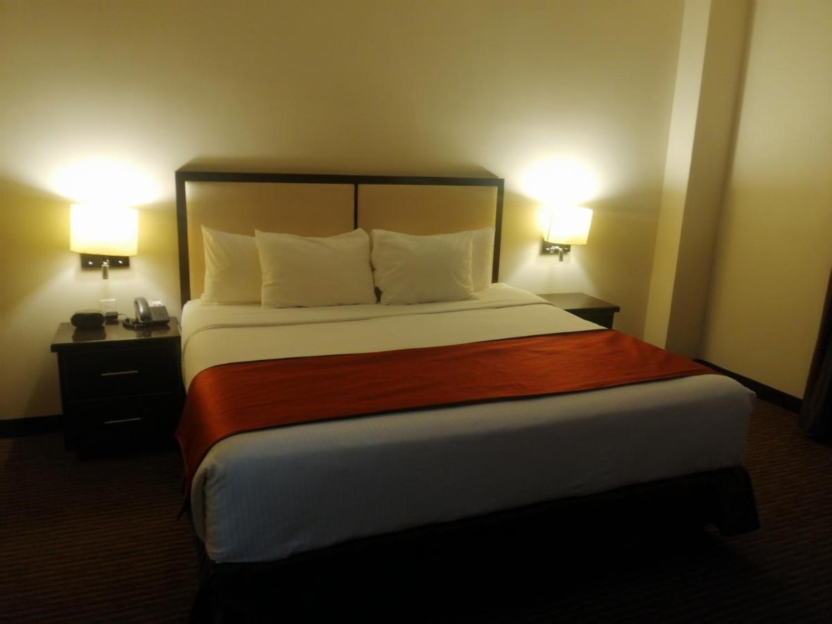 Best Western Plus La Mina Parral 外观 照片